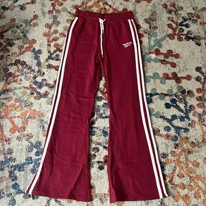Reebok Fleece Side-Striped Pants
